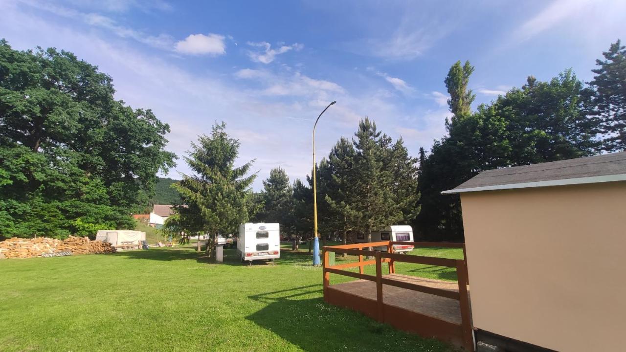 Camp Oaza Chudcice Hotel Екстериор снимка